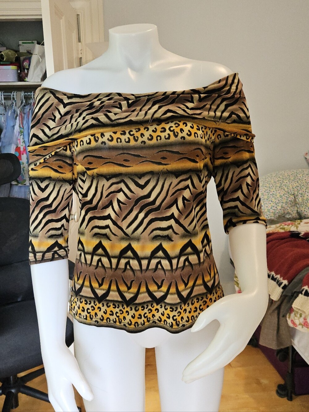 Joseph Ribkoff Boat Neck Abstract Geo Top Sz 10 Stretch